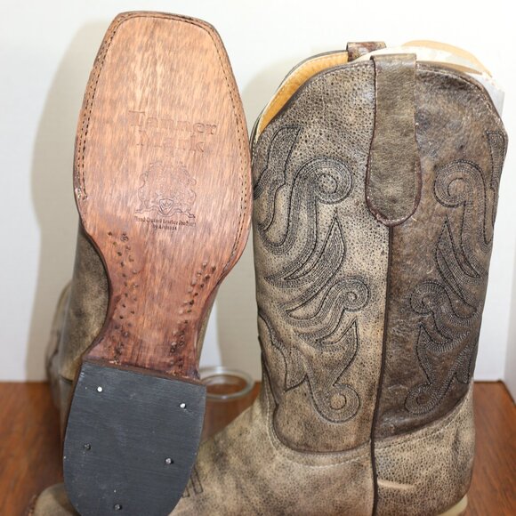 Men’s Tanner Mark Boots.
